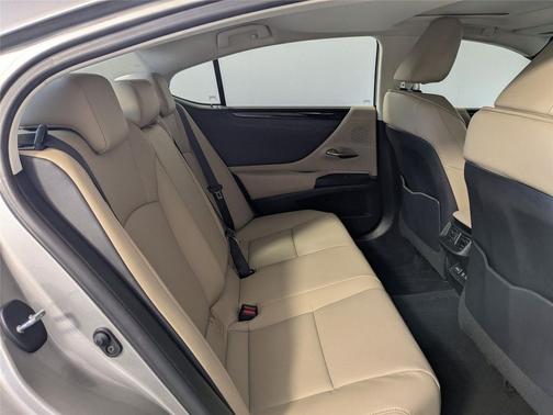 2021 Lexus ES 250 Base