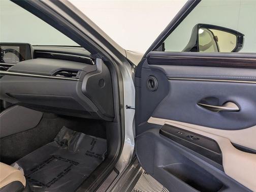 2021 Lexus ES 250 Base