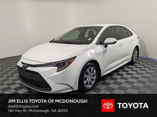 2025 Toyota Corolla LE