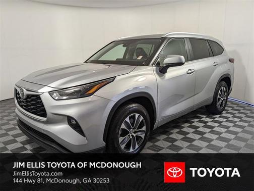 2024 Toyota Highlander LE