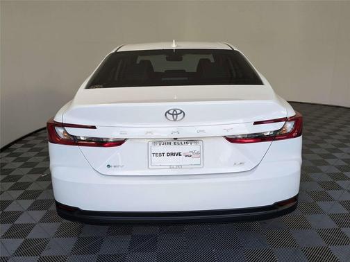 Ice Cap 2026 Toyota Camry LE