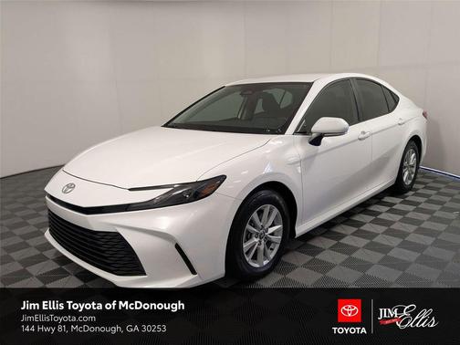 Ice Cap 2026 Toyota Camry LE
