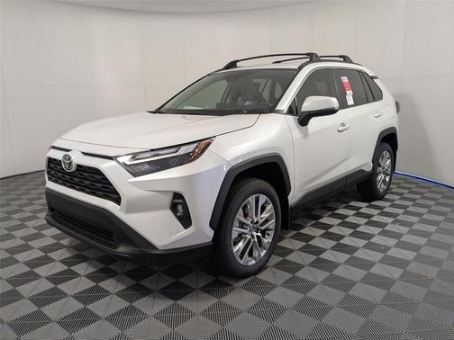 2025 Toyota RAV4 XLE Premium