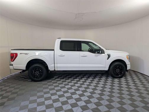 Oxford White 2021 Ford F-150 XLT