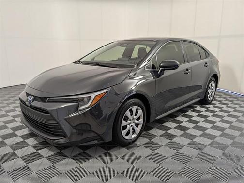 2025 Toyota Corolla Hybrid SE