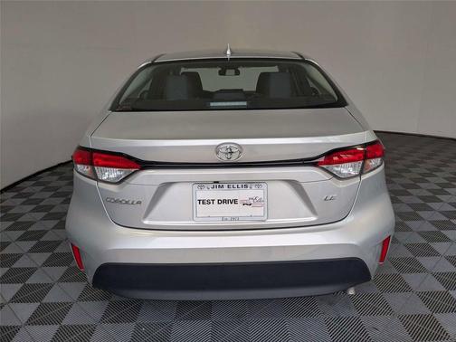 Classic Silver Metallic 2025 Toyota Corolla LE
