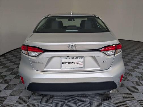 Classic Silver Metallic 2026 Toyota Corolla LE