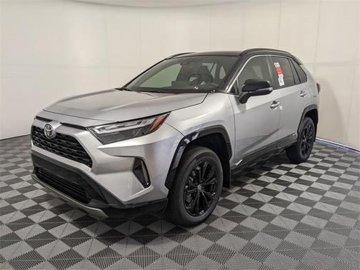2025 Toyota RAV4 Hybrid SE