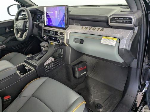 2025 Toyota Tacoma Hybrid Trailhunter