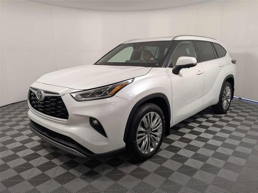 Wind Chill Pearl 2025 Toyota Highlander Platinum