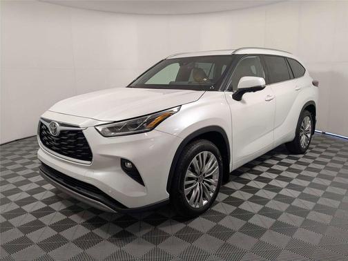 Wind Chill Pearl 2025 Toyota Highlander Platinum