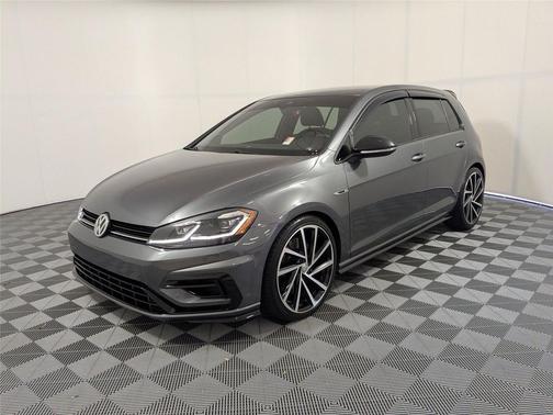 2018 Volkswagen Golf R 2.0T DSG