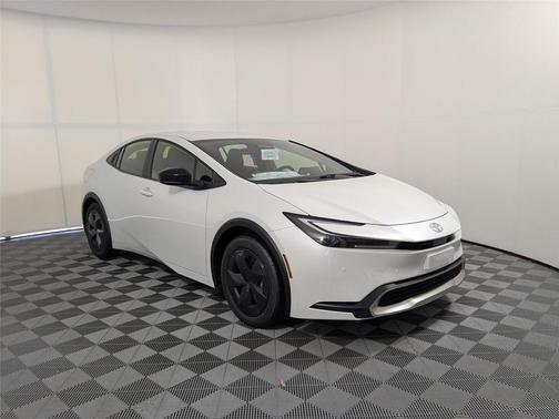 2026 Toyota Prius Plug-In Hybrid SE