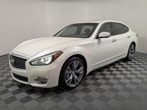2019 INFINITI Q70L 3.7 LUXE