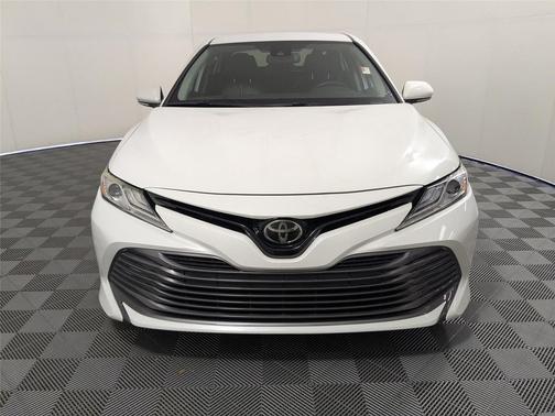 2019 Toyota Camry XLE