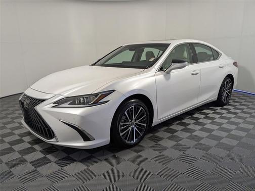 2025 Lexus ES 300h Base
