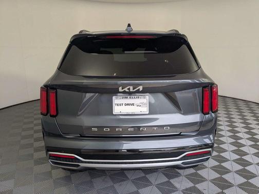 Gravity Grey 2022 Kia Sorento SX