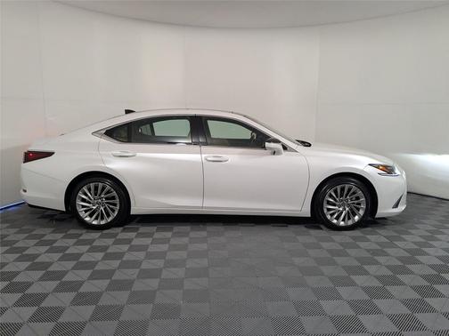 2019 Lexus ES 350 Base