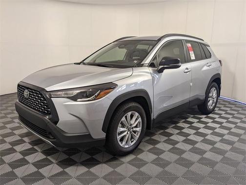 2025 Toyota Corolla Cross LE