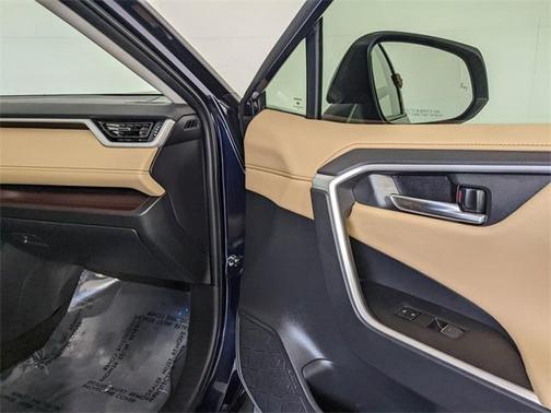 2022 Toyota RAV4 Limited