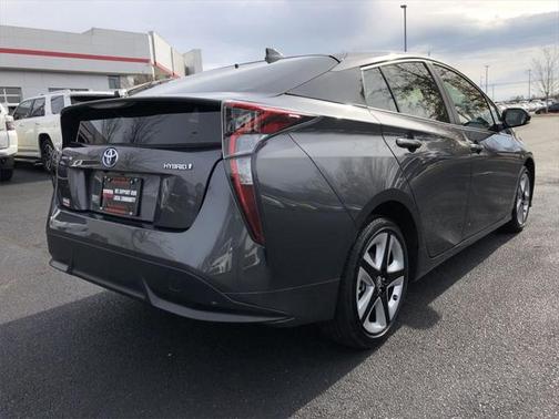 2017 Toyota Prius Four Touring