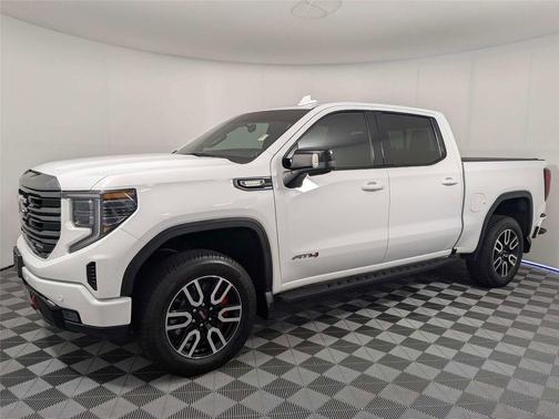 Summit White 2022 GMC Sierra 1500 AT4