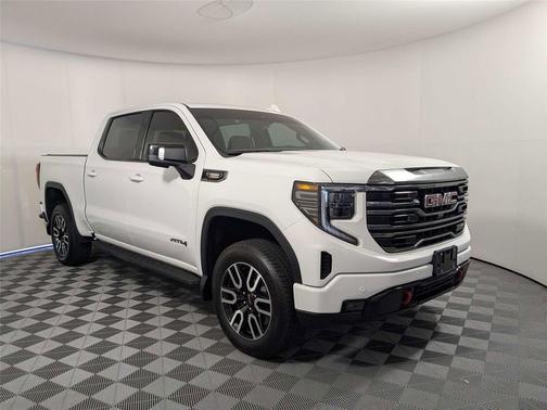 Summit White 2022 GMC Sierra 1500 AT4
