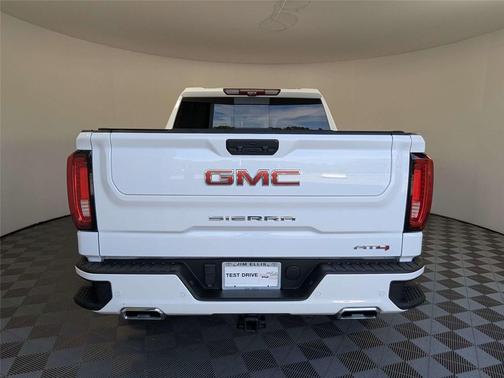Summit White 2022 GMC Sierra 1500 AT4
