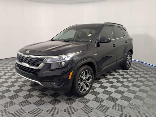 Cherry Black 2021 Kia Seltos EX