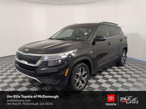 Cherry Black 2021 Kia Seltos EX