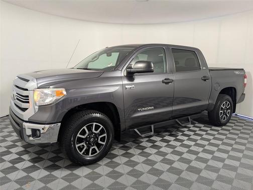 2017 Toyota Tundra SR5