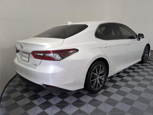 2022 Toyota Camry XLE