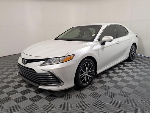 2022 Toyota Camry XLE