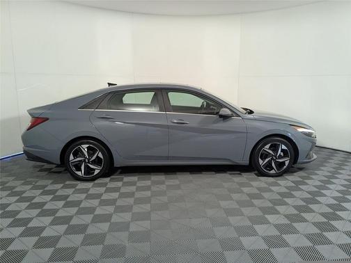 2023 Hyundai ELANTRA HEV Limited