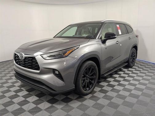 2025 Toyota Highlander XLE