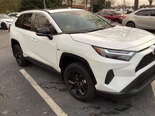 2024 Toyota RAV4 Hybrid XLE