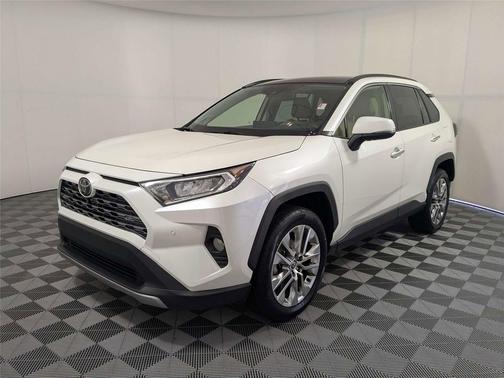 Blizzard Pearl 2021 Toyota RAV4 Limited