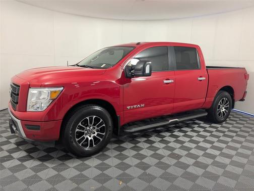 2021 Nissan Titan SV