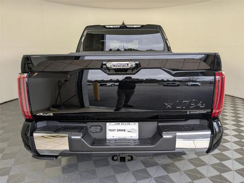 2026 Toyota Tundra Hybrid 1794 Edition