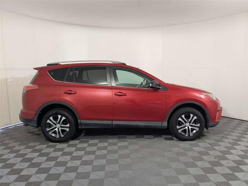 Barcelona Red Metallic 2016 Toyota RAV4 LE