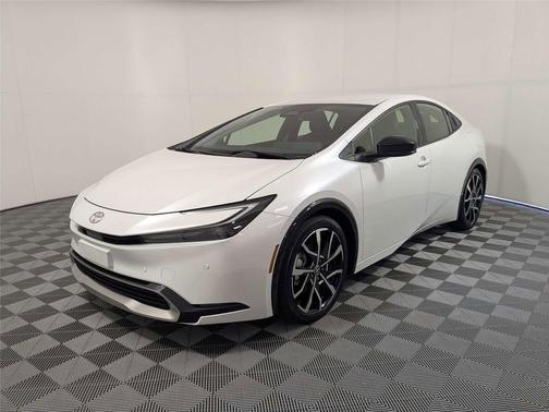 Wind Chill Pearl 2025 Toyota Prius Plug-In Hybrid XSE