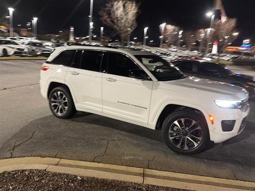 2023 Jeep Grand Cherokee Overland