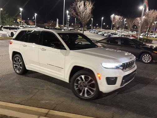 2023 Jeep Grand Cherokee Overland