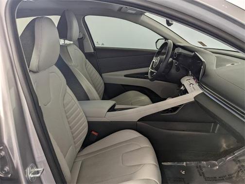 2021 Hyundai ELANTRA Limited