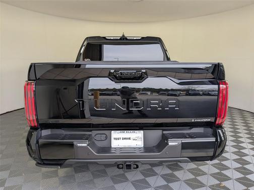 2025 Toyota Tundra Hybrid Platinum