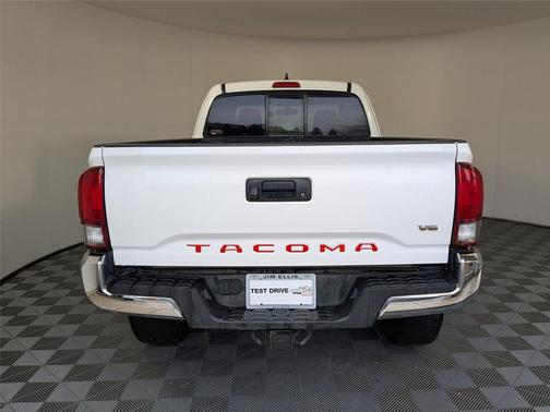 2016 Toyota Tacoma Base