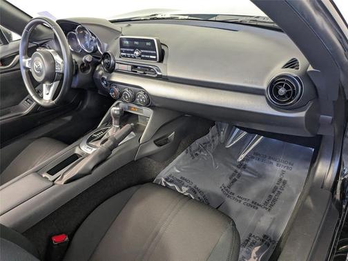 2016 Mazda MX-5 Miata Sport