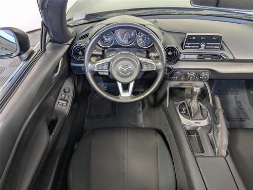 2016 Mazda MX-5 Miata Sport