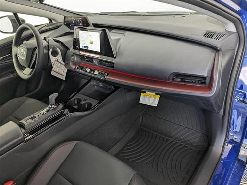 2025 Toyota Prius L