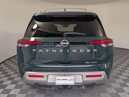 Obsidian Green Pearl 2023 Nissan Pathfinder SL 4WD